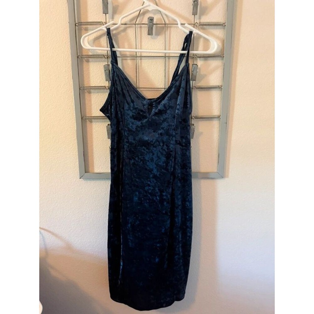 Kendall and Kylie crushed velvet dress